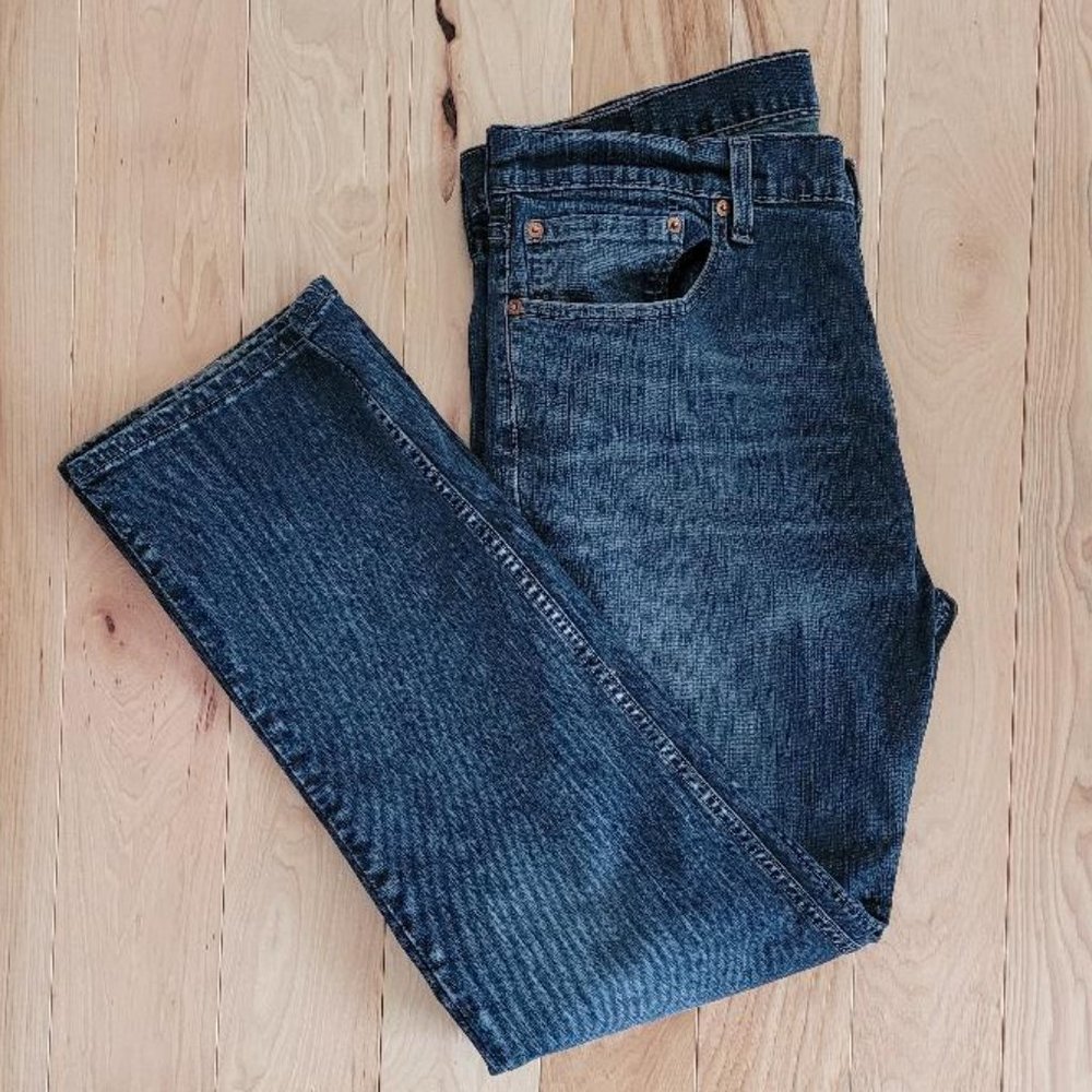 Men's Levi 559 5 Pocket Jeans 36-32 Medium Wash